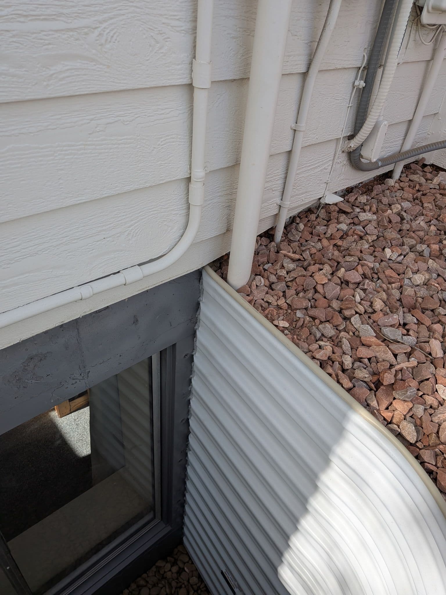 Gallery photos for Five Window Wells Installed the Right Way: Image #2