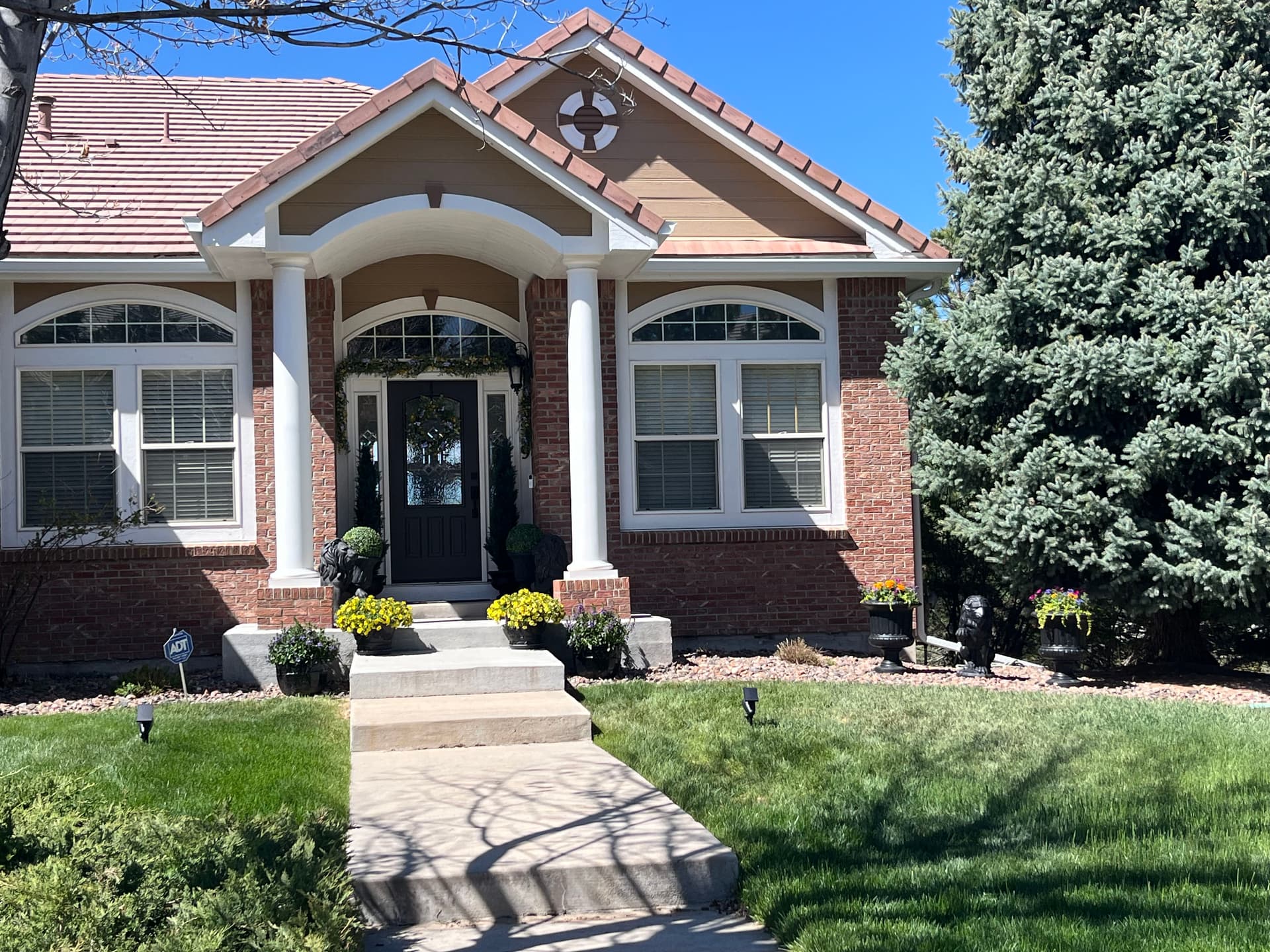 Gallery photos for Window Well covers, Stone Fire pits and outdoor work we love: Image #4