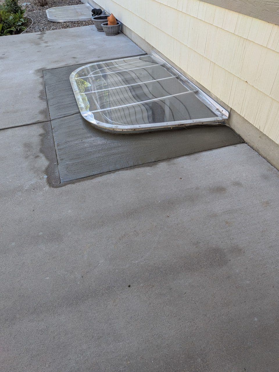 Gallery photos for Efficient Basement Window Well Makeover: Image #3